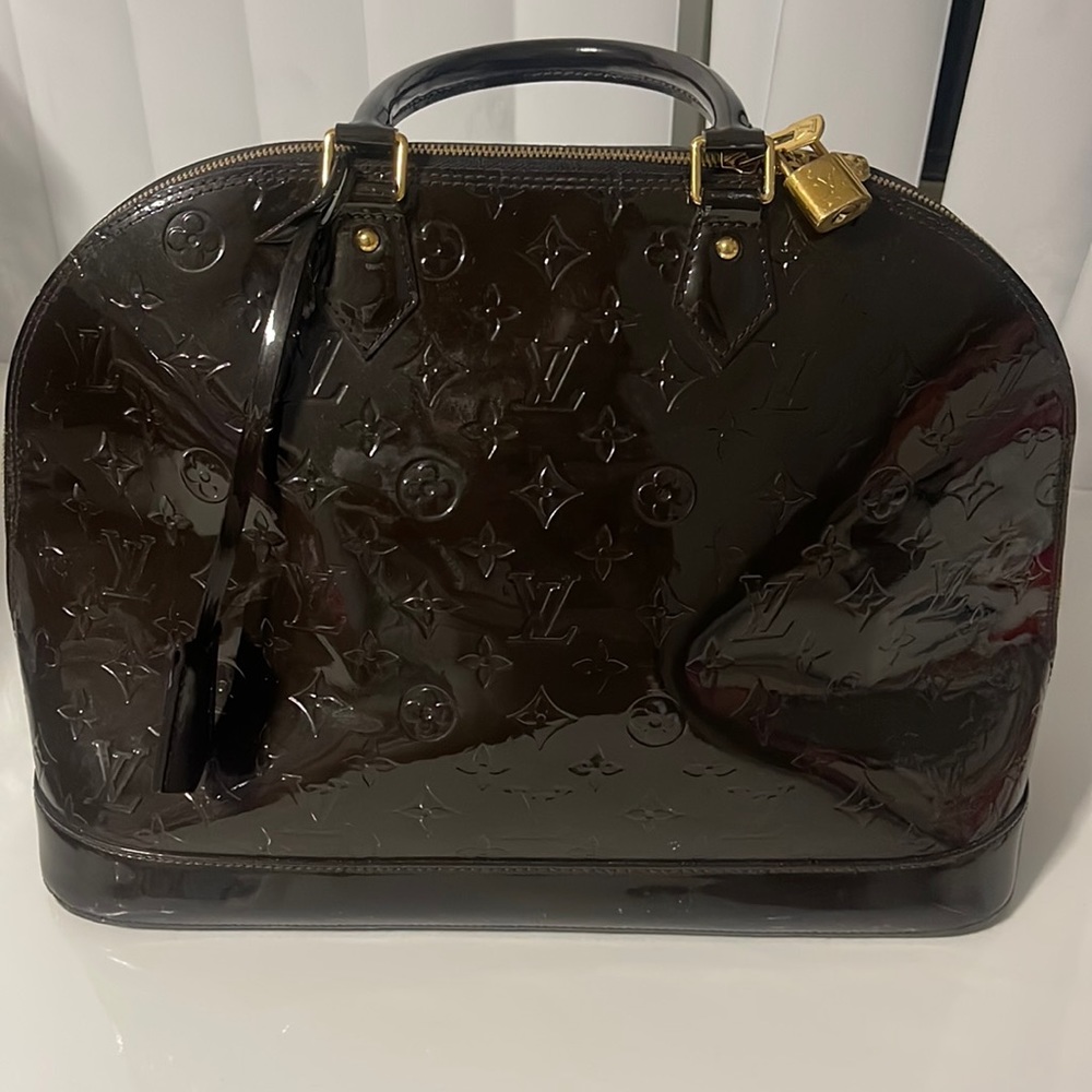 Authentic Louis Vuitton Alma GM Bag